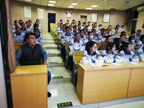 加强自我管理,创建文明校园 济南中学铁一校区学生会成立大会