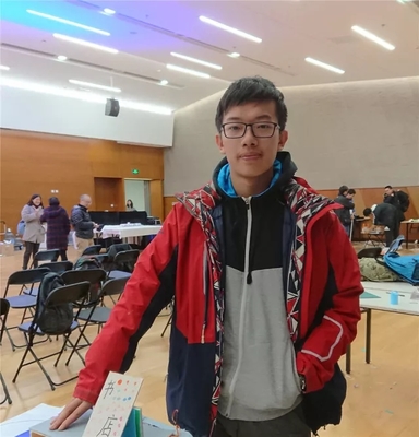 北京30所中学学生会主席集体亮相 你的膝盖准备好了么?